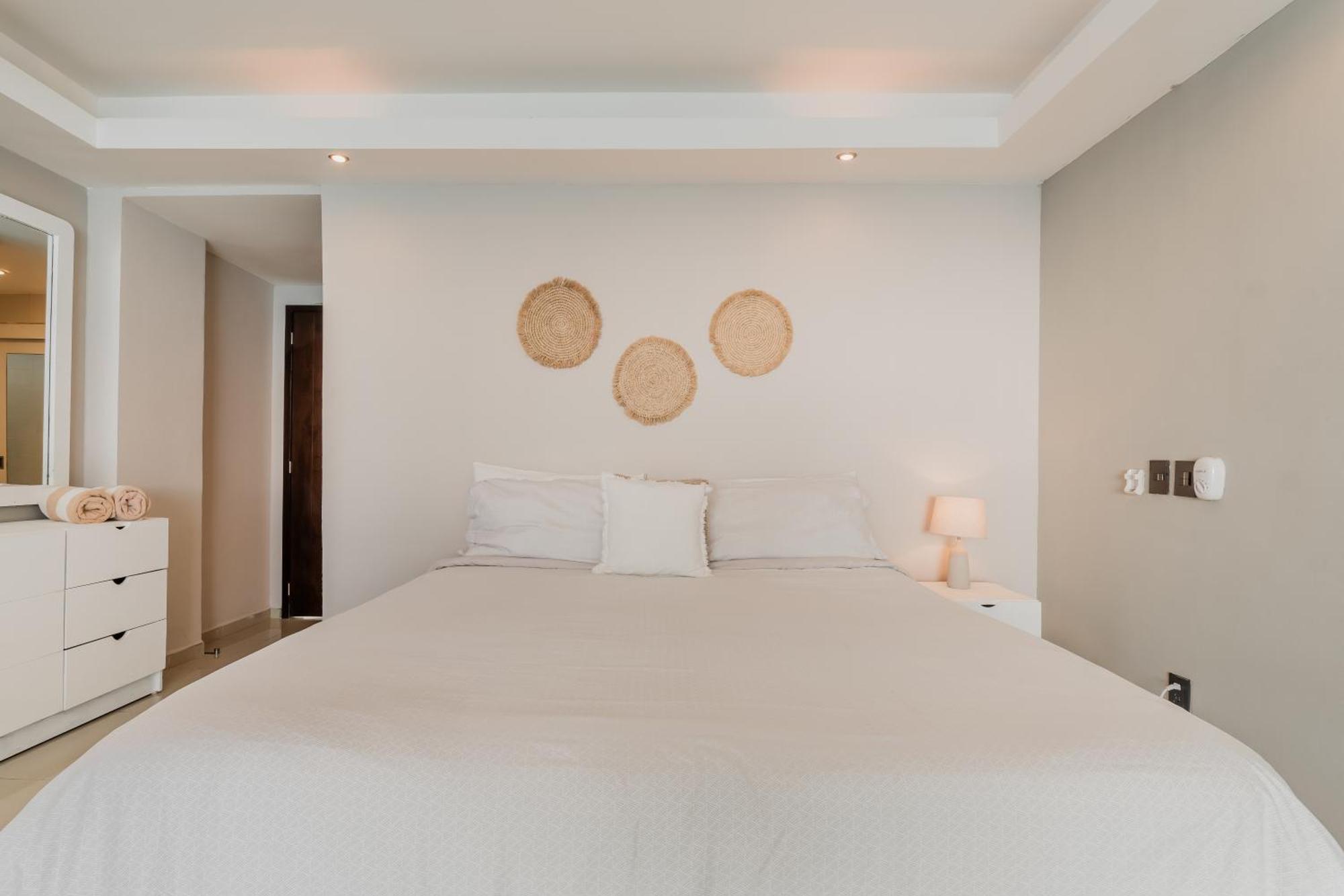 *Turquoise Escape- Beachfront Studio By Casa Paraiso* Cancun Exterior photo